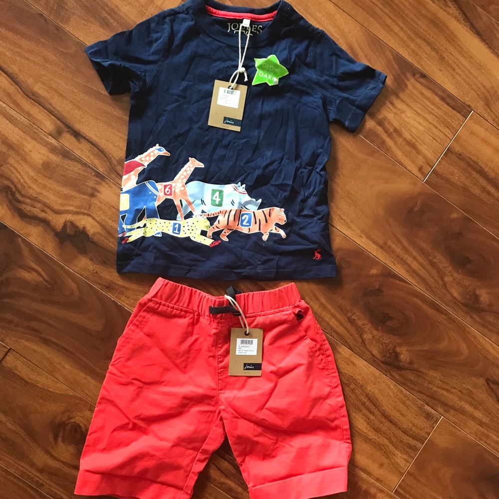 Joules navy t-shirt with animal design, sz4